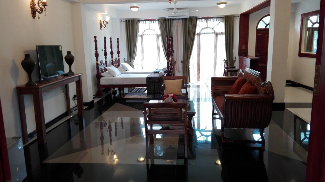 Richmond House Colombo Hotel Nugegoda Exterior photo