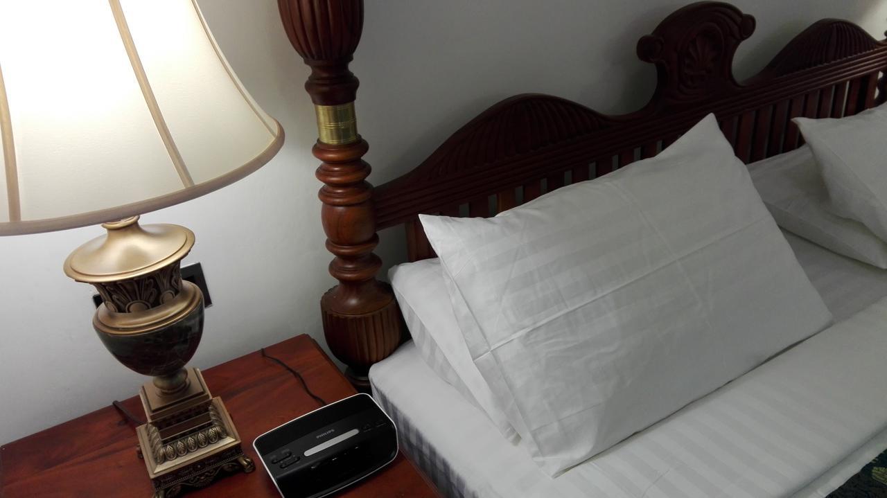 Richmond House Colombo Hotel Nugegoda Exterior photo